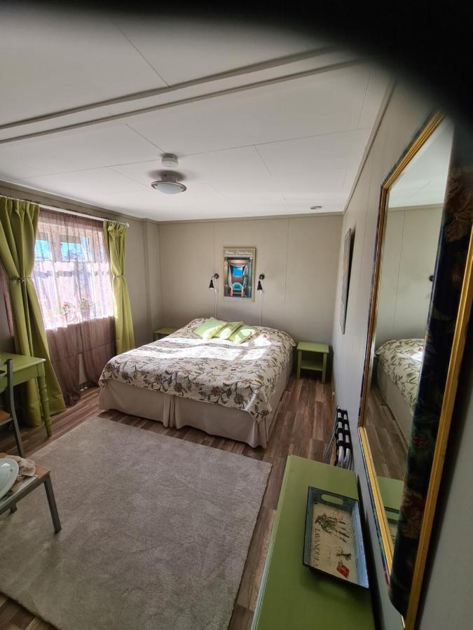 Skogsbrynet B&B, Bredsjoe Nya Herrgard Hallefors  Экстерьер фото