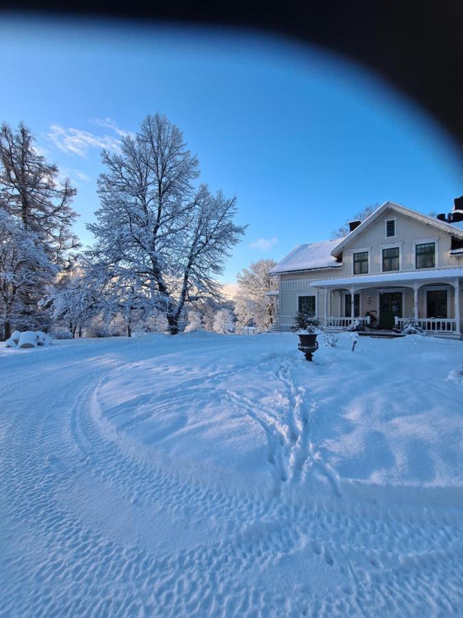 Skogsbrynet B&B, Bredsjoe Nya Herrgard Hallefors  Экстерьер фото