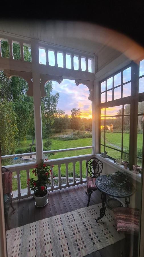 Skogsbrynet B&B, Bredsjoe Nya Herrgard Hallefors  Экстерьер фото