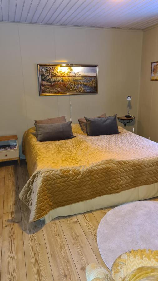 Skogsbrynet B&B, Bredsjoe Nya Herrgard Hallefors  Экстерьер фото